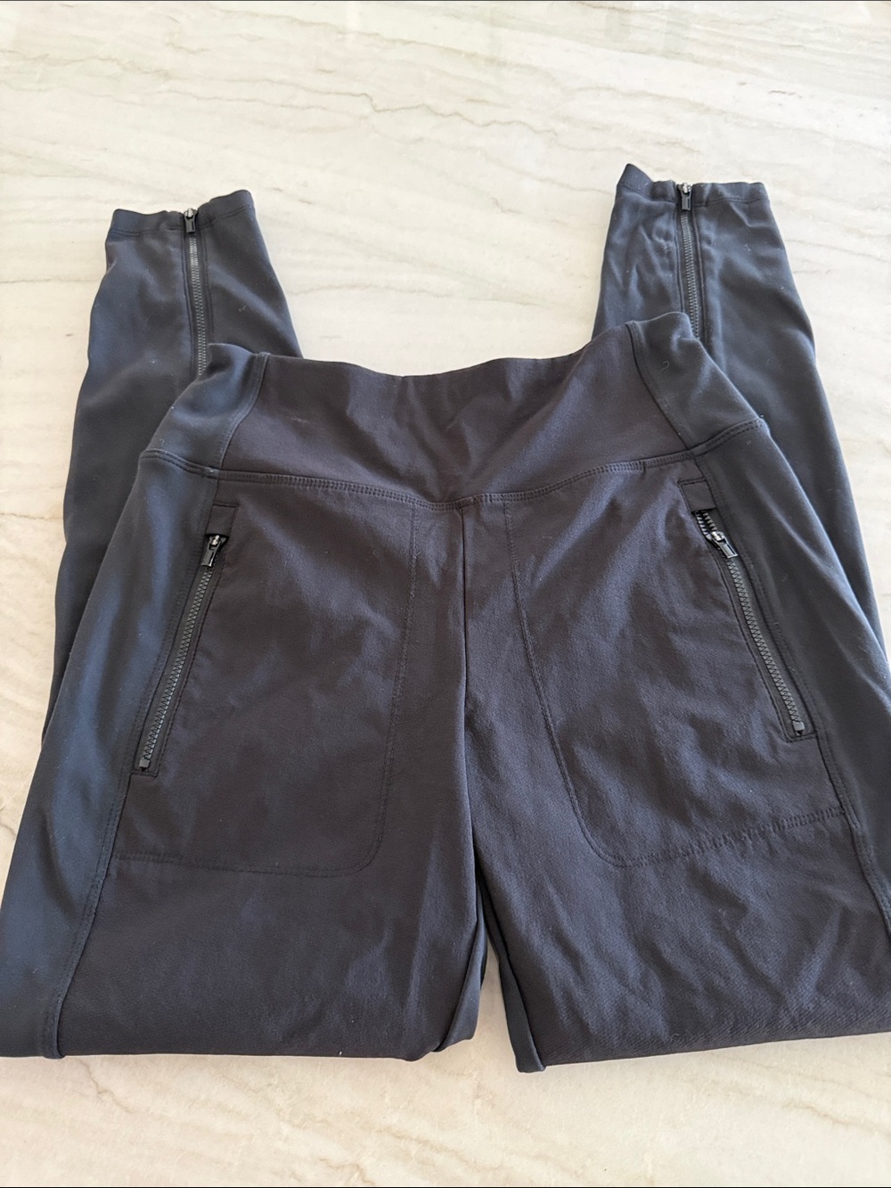Athleta Headlands Black Mid-Rise Hybrid Tights size 6